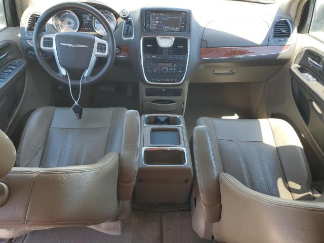 Photo 8 from auction – 2015 CHRYSLER TOWN & COU with VIN 2C4RC1CG4FR572815