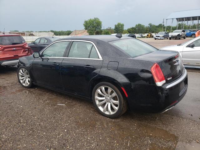 Photo 2 from auction – 2019 CHRYSLER 300 TOURIN with VIN 2C3CCAAG6KH667633
