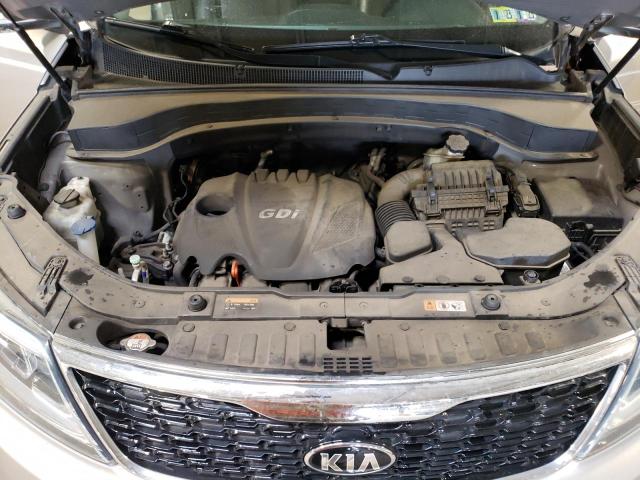 Photo 12 from auction – 2014 KIA SORENTO LX with VIN 5XYKT4A64EG471502