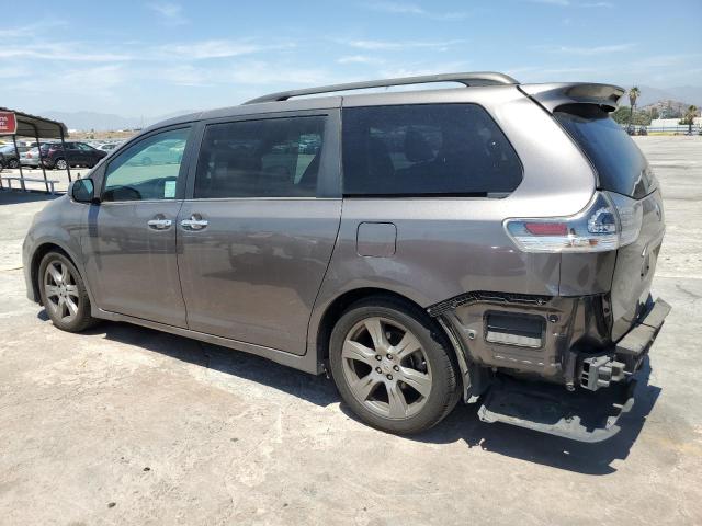 Photo 2 from auction – 2017 TOYOTA SIENNA SE with VIN 5TDXZ3DC8HS789050