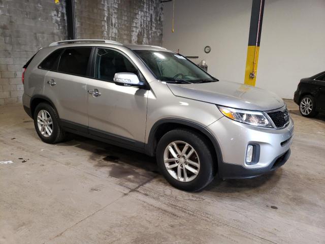 Photo 4 from auction – 2014 KIA SORENTO LX with VIN 5XYKT4A64EG471502