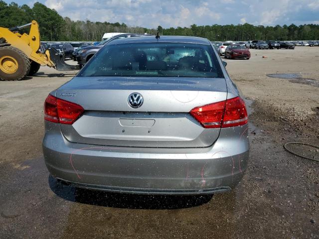 Photo 6 from auction – 2012 VOLKSWAGEN PASSAT S with VIN 1VWAP7A35CC082812