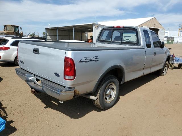 Photo 3 from auction – 2000 FORD F150 with VIN 1FTRX18W7YKA24877