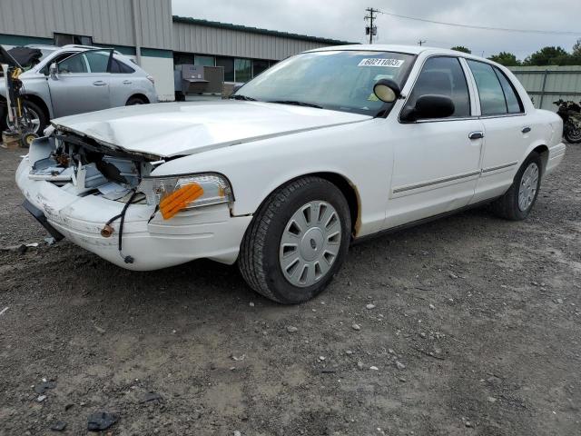 FORD CROWN VICT 2011 with VIN 2FABP7BV0BX100678 - Photo from auction
