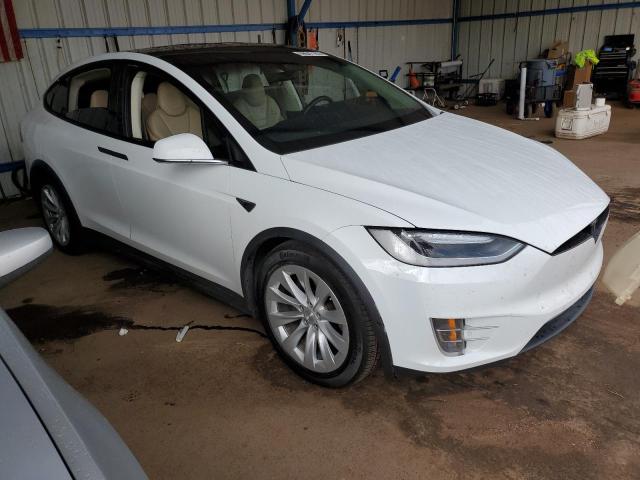 Photo 4 from auction – 2016 TESLA MODEL X with VIN 5YJXCDE20GF026407
