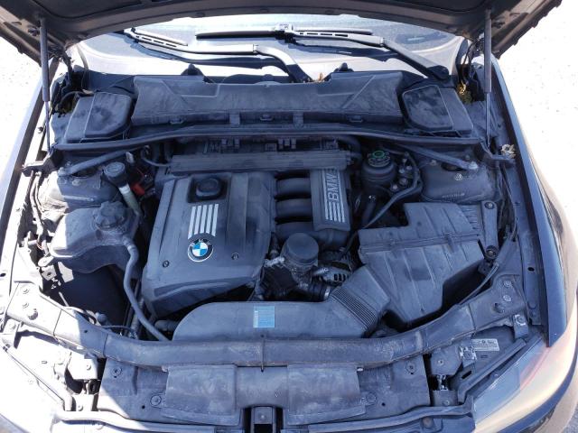 Photo 11 from auction – 2007 BMW 323 I with VIN WBAVH13547KC97395