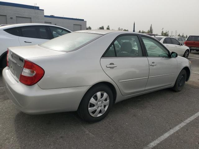 Photo 3 from auction – 2004 TOYOTA CAMRY LE with VIN 4T1BE32K64U329550