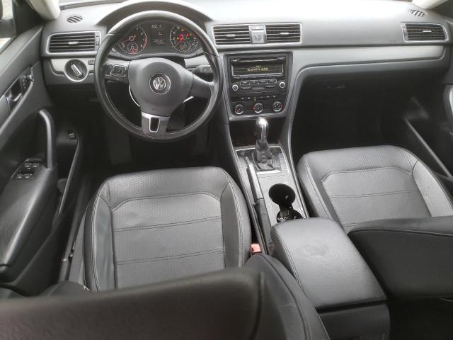 Photo 8 from auction – 2014 VOLKSWAGEN PASSAT S with VIN 1VWAP7A33EC021879