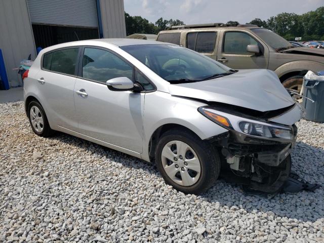 Photo 4 from auction – 2017 KIA FORTE LX with VIN KNAFK5A82H5719204