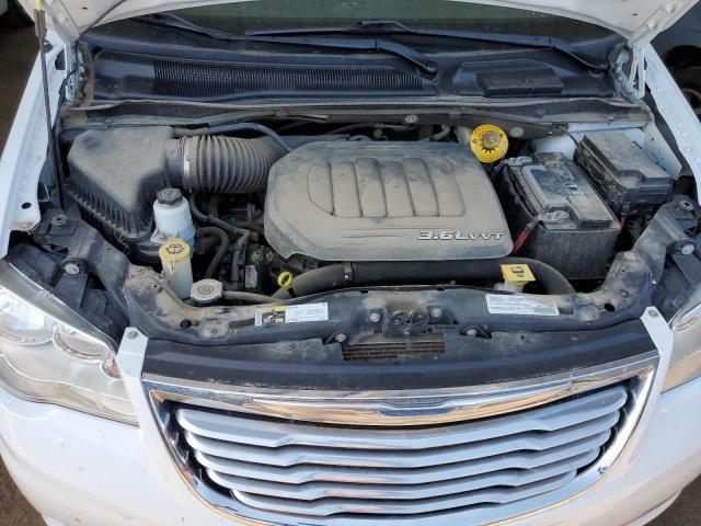 Photo 12 from auction – 2015 CHRYSLER TOWN & COU with VIN 2C4RC1AG6FR698337