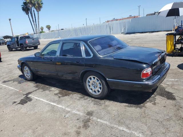 Photo 2 from auction – 2000 JAGUAR XJ8 with VIN SAJDA14C2YLF15654
