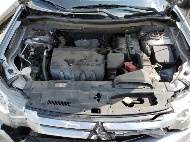 Photo 11 from auction – 2015 MITSUBISHI OUTLANDER with VIN JA4AD3A38FZ010602