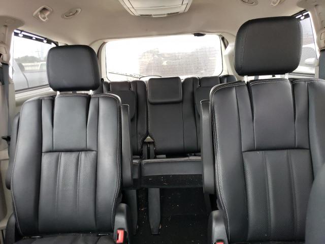 Photo 10 from auction – 2016 CHRYSLER TOWN & COU with VIN 2C4RC1CG1GR149031