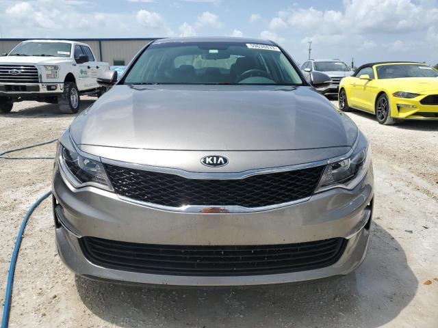 Photo 5 from auction – 2018 KIA OPTIMA LX with VIN 5XXGT4L39JG258231