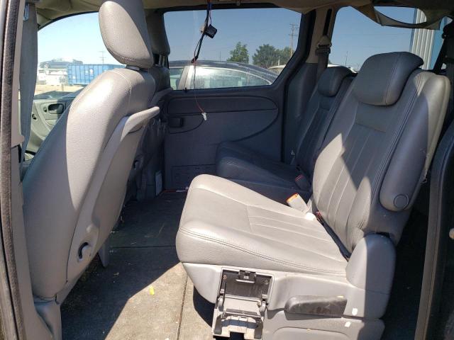 Photo 11 from auction – 2005 CHRYSLER TOWN & COU with VIN 2C4GP54L15R202161