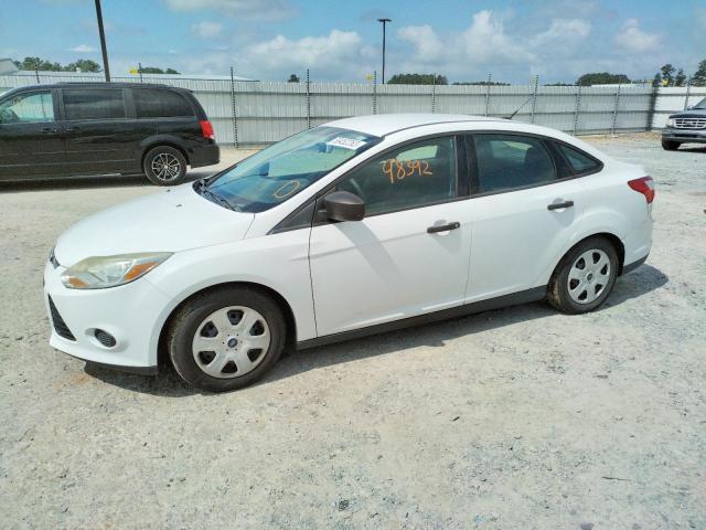 FORD FOCUS S 2014 with VIN 1FADP3E24EL272328 - Photo from auction