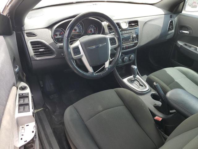 Photo 8 from auction – 2012 CHRYSLER 200 TOURIN with VIN 1C3BCBEB6CN134352