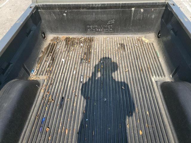 Photo 10 from auction – 2003 CHEVROLET SILVERADO with VIN 1GCEC14V73Z112223
