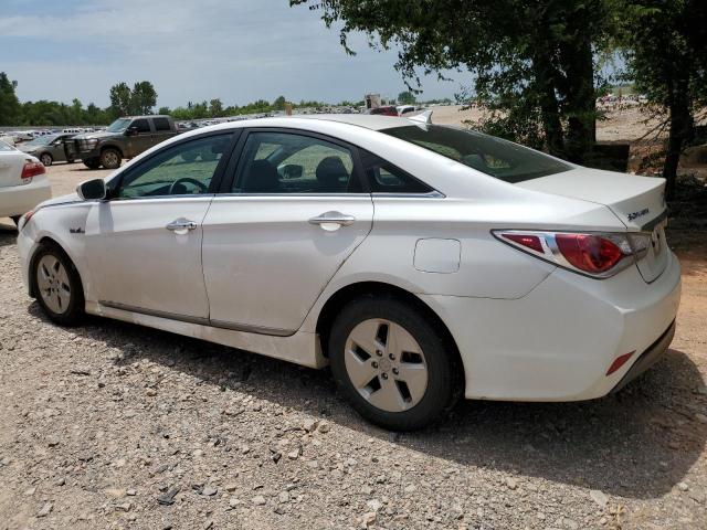 Photo 2 from auction – 2011 HYUNDAI SONATA HYB with VIN KMHEC4A41BA012074
