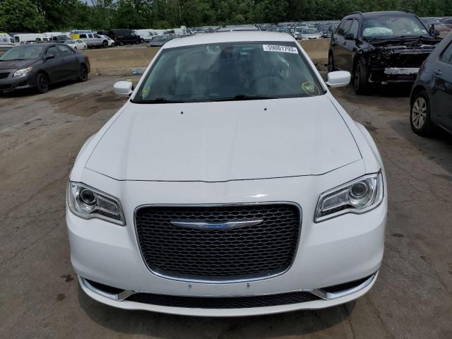 Photo 5 from auction – 2017 CHRYSLER 300 LIMITE with VIN 2C3CCARG7HH577811