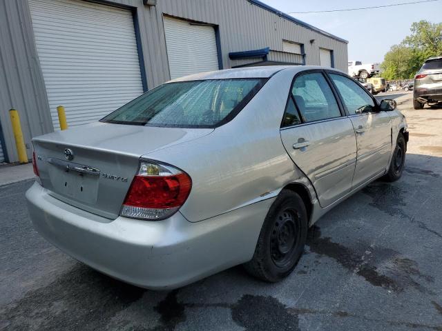 Photo 3 from auction – 2005 TOYOTA CAMRY with VIN 4T1BE30K35U619460