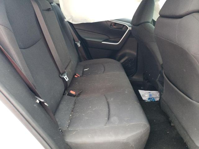 Photo 10 from auction – 2019 TOYOTA RAV4 LE with VIN JTMH1RFV9KD032576