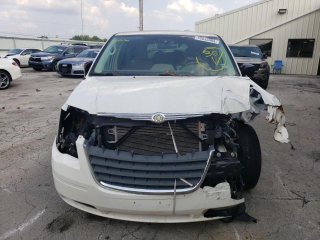 Photo 5 from auction – 2008 CHRYSLER TOWN & COU with VIN 2A8HR44H58R841998
