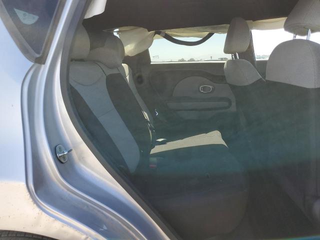 Фото 10 с аукциона – 2016 KIA SOUL с VIN KNDJN2A2XG7829810