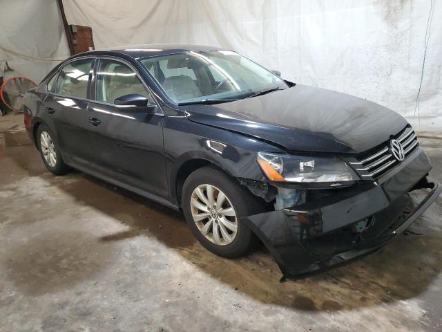 Photo 4 from auction – 2015 VOLKSWAGEN PASSAT S with VIN 1VWAS7A3XFC030756
