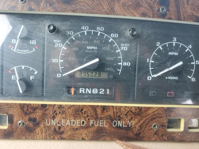 Photo 8 from auction – 1997 FORD MOTORHOME with VIN 3FCMF53G7VJA09094