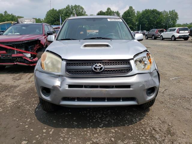 Photo 5 from auction – 2004 TOYOTA RAV4 with VIN JTEHD20V946013813