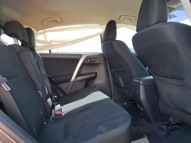 Photo 11 from auction – 2017 TOYOTA RAV4 LE with VIN JTMZFREV2HJ139356