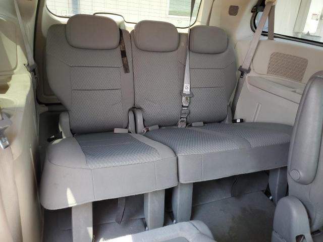 Photo 10 from auction – 2010 CHRYSLER TOWN & COU with VIN 2A4RR5D18AR451918