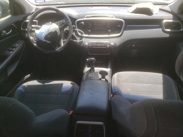 Photo 8 from auction – 2016 KIA SORENTO LX with VIN 5XYPG4A35GG077297