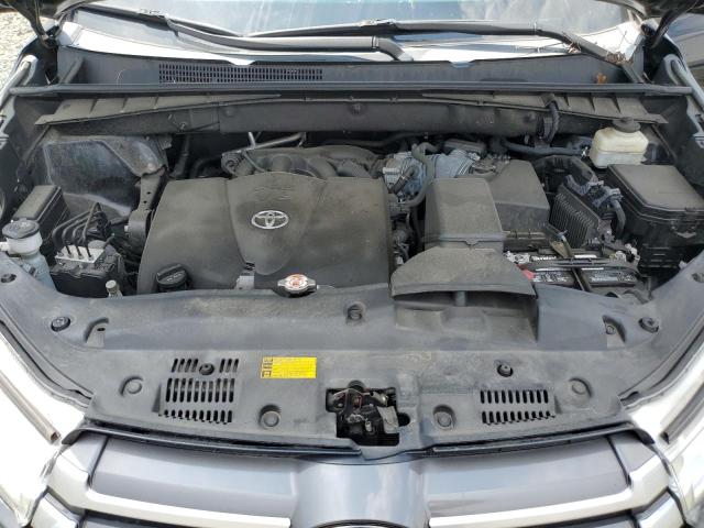 Photo 12 from auction – 2018 TOYOTA HIGHLANDER with VIN 5TDJZRFHXJS532978