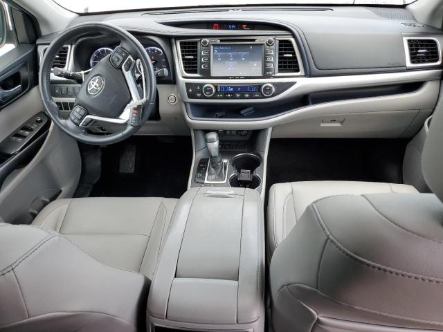 صورة رقم 8 من المزاد - 2018 TOYOTA HIGHLANDER مع VIN 5TDKZRFH7JS539990