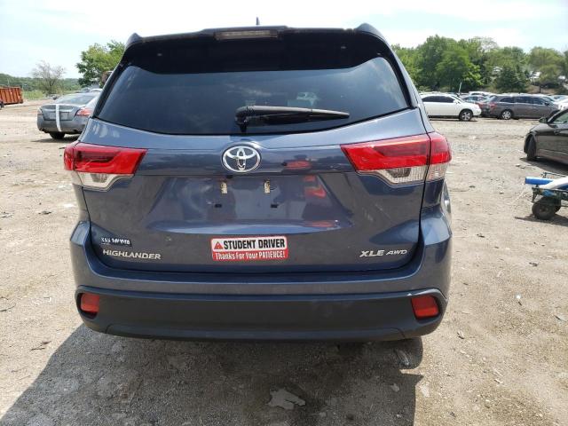 Photo 6 from auction – 2019 TOYOTA HIGHLANDER with VIN 5TDJZRFH3KS727158