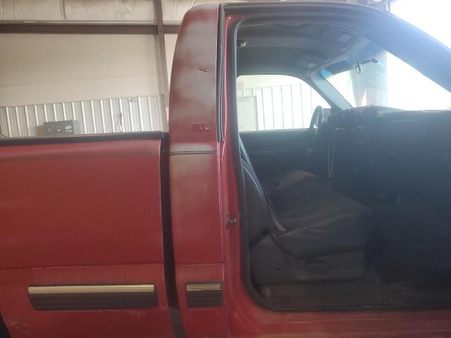 Photo 10 from auction – 2000 CHEVROLET SILVERADO with VIN 1GCEC14W5YZ196168