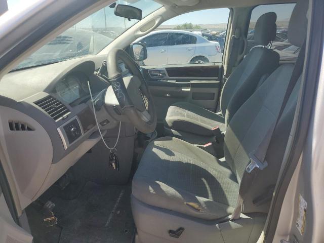 Photo 7 from auction – 2010 CHRYSLER TOWN & COU with VIN 2A4RR5D18AR278935