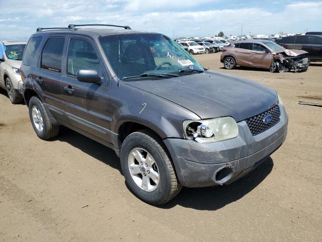 Photo 4 from auction – 2005 FORD ESCAPE XLT with VIN 1FMYU93135KB28174