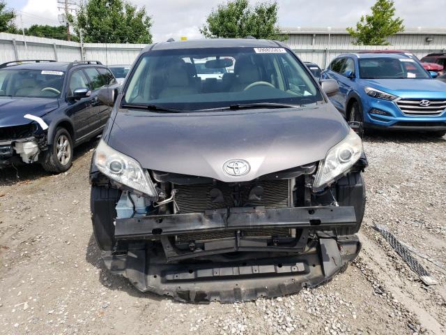 Photo 5 from auction – 2012 TOYOTA SIENNA XLE with VIN 5TDYK3DC2CS267466
