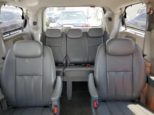 Photo 10 from auction – 2010 CHRYSLER TOWN & COU with VIN 2A4RR5D1XAR133864