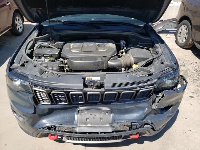 Photo 12 from auction – 2017 JEEP GRAND CHER with VIN 1C4RJFLG9HC875393