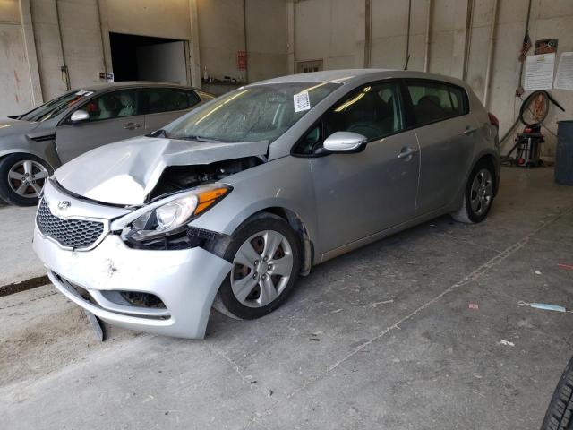 Photo 1 from auction – 2016 KIA FORTE LX with VIN KNAFK5A8XG5647196