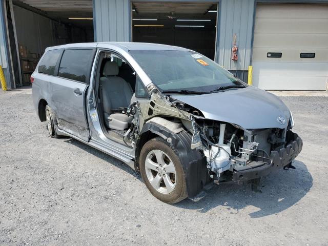 Photo 4 from auction – 2015 TOYOTA SIENNA with VIN 5TDZK3DC7FS531404