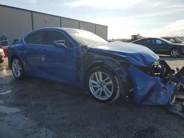 Photo 4 from auction – 2021 LEXUS IS 300 with VIN JTHAA1D29M5116551