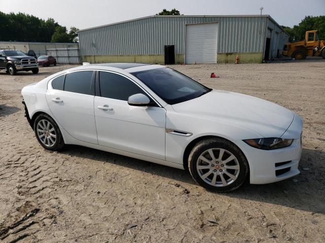 Photo 4 from auction – 2019 JAGUAR XE with VIN SAJAR4FX7KCP43893