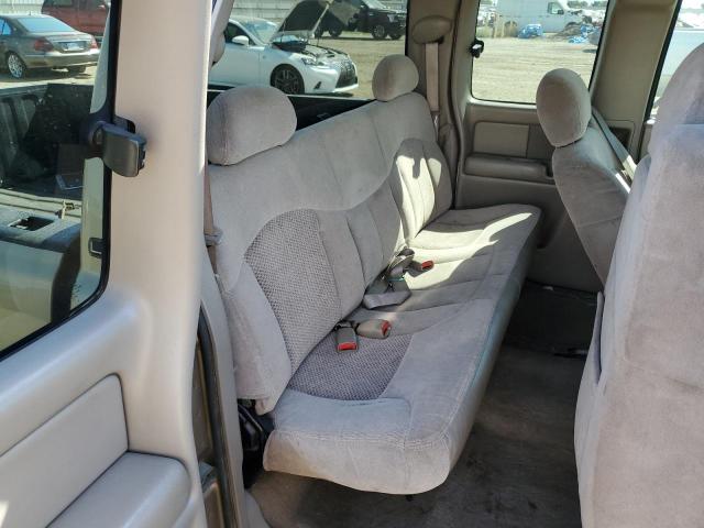 Photo 10 from auction – 2001 CHEVROLET SILVERADO with VIN 2GCEC19V011229382