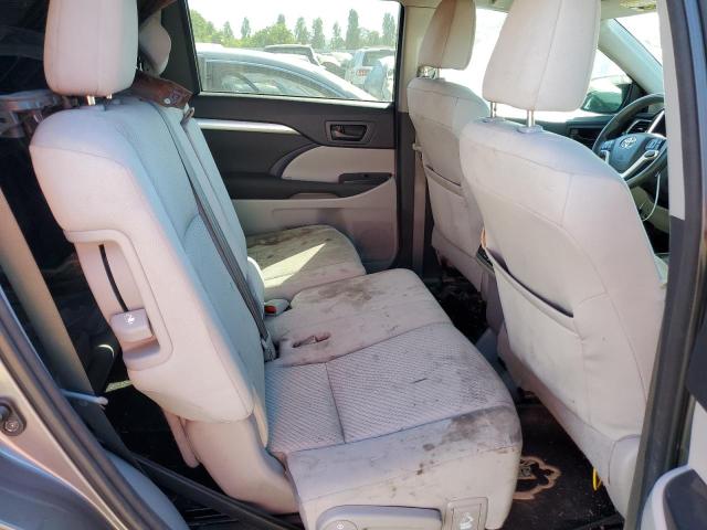 Photo 11 from auction – 2016 TOYOTA HIGHLANDER with VIN 5TDZKRFH9GS144804