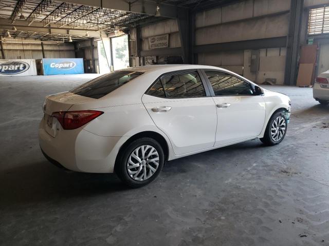 Photo 3 from auction – 2018 TOYOTA COROLLA L with VIN 2T1BURHE2JC050388